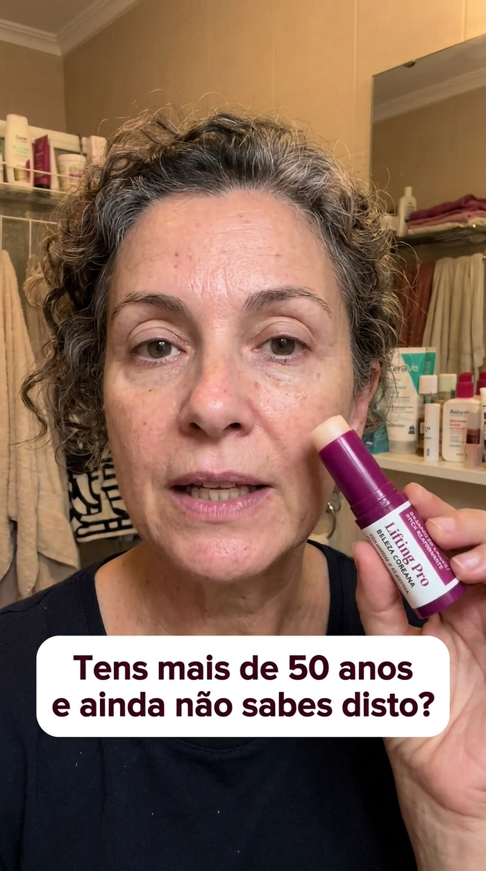 Cliente de 55 anos a mostrar o stick